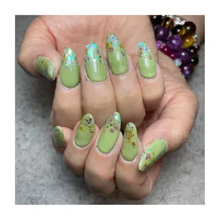 ネイル 駒月 明日香の眉毛・アイブロウイメージ