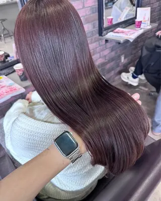 ロング カラー あやね 🎀 大濠のヘアスタイル