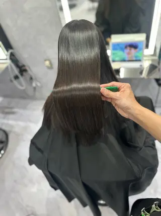 ロング 透明感/ブリーチ縮毛 /髪質改善/星野純一のヘアスタイル