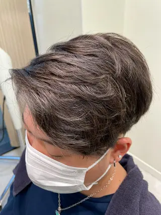 カラー メンズ ボブ/インナーカラー /眉毛/Miyuのヘアスタイル