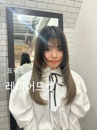 ロング 宮本 楓のヘアスタイル