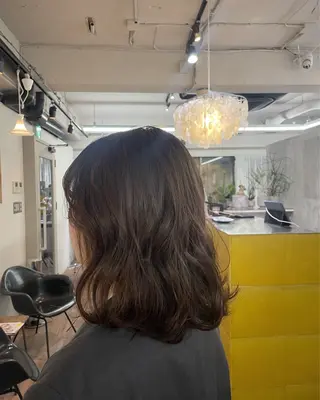 ミディアム elena byartefice所属・安達 萌花のヘアスタイル