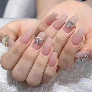 ネイル Queens ゲンのネイルデザイン