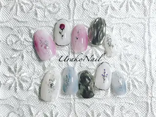 ネイル UrakoNail 《nail》のネイルデザイン