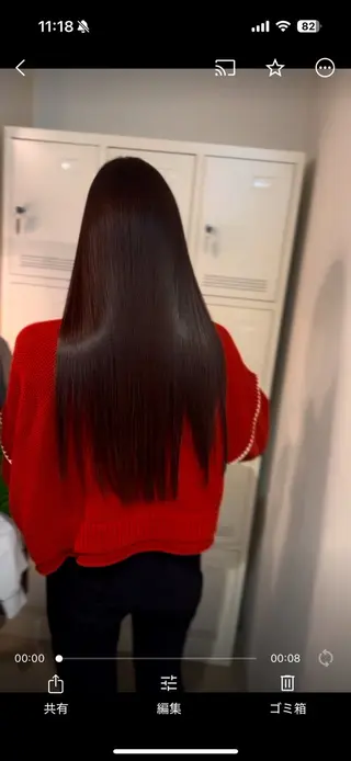 ロング ⭕鏡のような劇艶× 自然なストレート⭕️のヘアスタイル