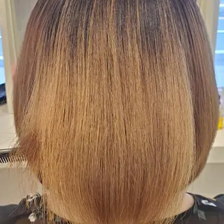 ミディアム 韓国レイヤー／髪質 改善カラー/れんのヘアスタイル