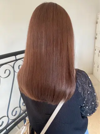 セミロング カラー FERIA桃山台🍑 𝕄𝕖𝕘𝕦のヘアスタイル