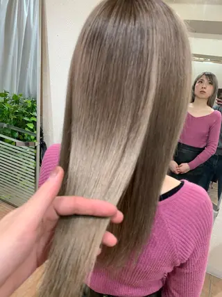 ロング カラー パーマ ヘアアレンジ メンズ キッズ ネイル マツエク・マツパ 酸性ストレート 髪質改善大槻勇樹のヘアスタイル