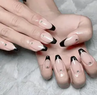 ネイル B- nailのネイルデザイン