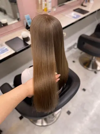 ロング カラー 透明感ベージュカラー 🪞上野🪞AIのヘアスタイル