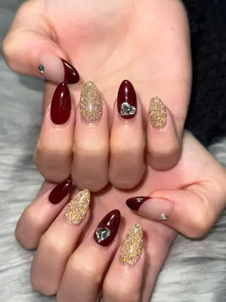 ネイル Momoka 🍑🎀のネイルデザイン