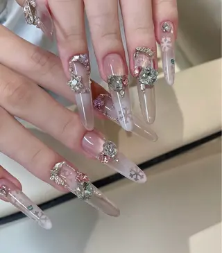 ネイル D-BEAUTY Nailsalonのネイルデザイン