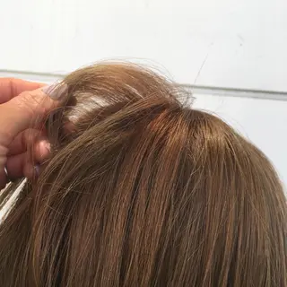 ミディアム カラー RINA🧤 デザインとボブのヘアスタイル