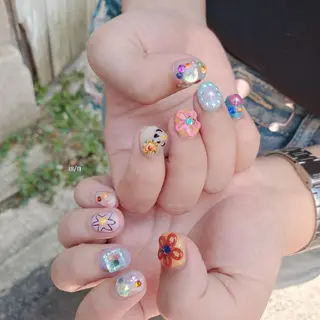 ネイル 店長 佐藤のネイルデザイン