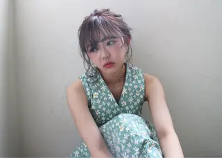 ミディアム ルプラボウ 尾関　唯那のヘアスタイル