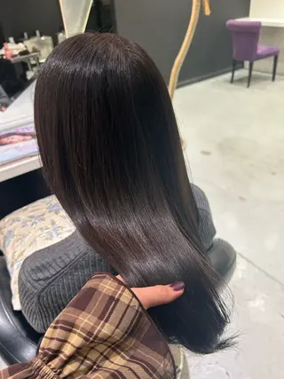 セミロング カラー 縮毛矯正・癒し ヘッドスパ🧸ここなのヘアスタイル