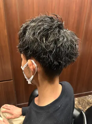 ミディアム パーマ メンズ 祐川 寛太のヘアスタイル