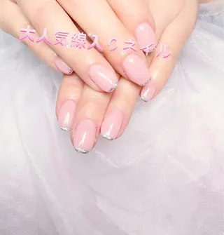 ネイル pink ladyサロン所属・べ にのネイルデザイン