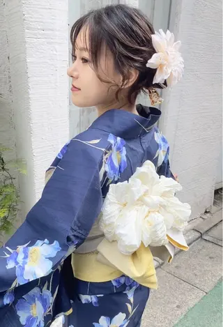 uros.所属・uros.中目黒 moekaのヘアスタイル