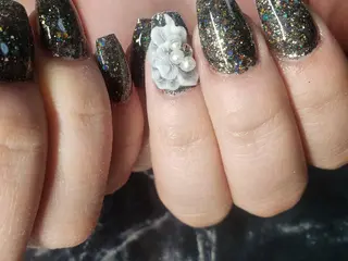 ショート ネイル クロキ 。のネイルデザイン