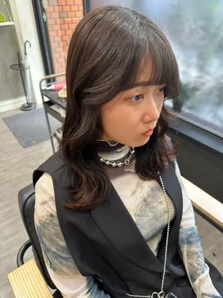 ミディアム 艶髪レイヤー上田 紗也🇰🇷💗のヘアスタイル
