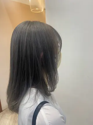 ミディアム 瀧下 唯のヘアスタイル