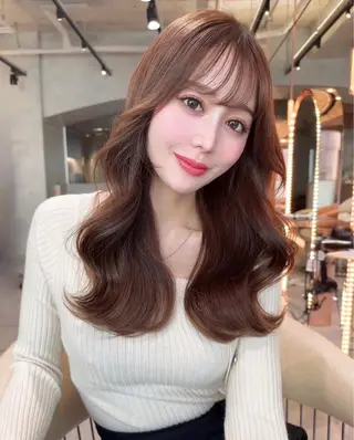 ロング Lond jeloud （ロンドジュルード）所属・にちか/暖色カラー /透明感カラーのヘアスタイル