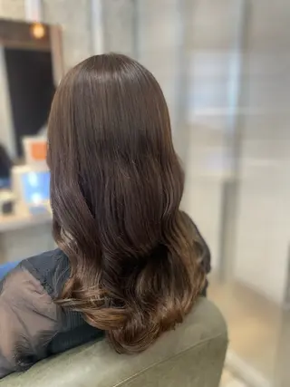 ロング カラー BOTANIUM.An所属・BOTABIUM nanamiのヘアスタイル