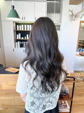 ロング 堀 望美のヘアスタイル