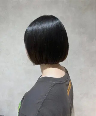 ショート 《.Xian》ナツミ /艶髪/暖色/ボブのヘアスタイル