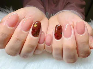 ネイル ECLAT エクラ所属・寺山 千鶴のネイルデザイン