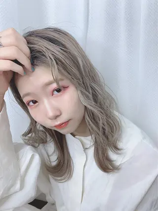 セミロング カラー パーマ ヘアアレンジ 【公式】amble luxe池袋東口🩷のヘアスタイル