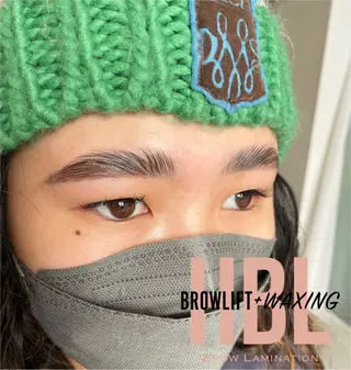 アイブロウ ma riのネイルデザイン