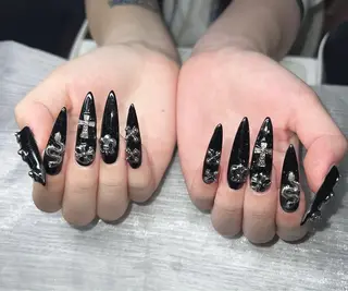 ネイル Lee Nailsのネイルデザイン