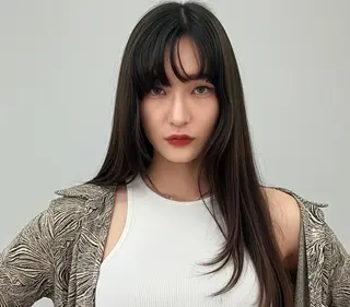 ロング 🌼U24 ヘアデザインラボのヘアスタイル