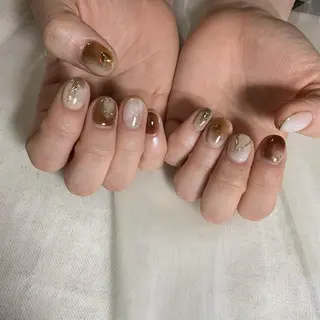 ネイル repos~ルポ~所属・里見 麗のネイルデザイン