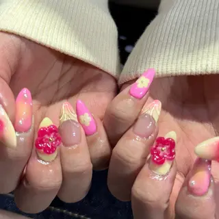 ミディアム 小川 柚香のネイルデザイン