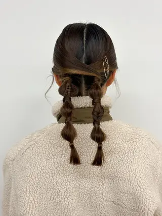 セミロング ヘアアレンジ 山之内匠/艶カラー/ ハイトーン/ブリーチのヘアスタイル