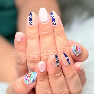 ネイル 大澤 瞳のネイルデザイン