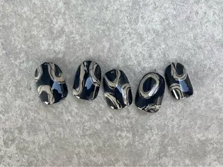 ネイル 🤎Two ERI🤎のネイルデザイン