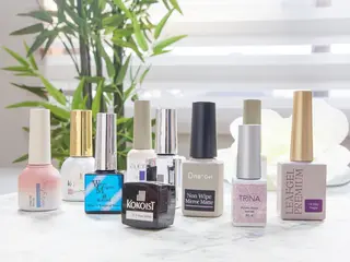 ネイル ナオネイルサロン所属・オトヤ ナオミのネイルデザイン