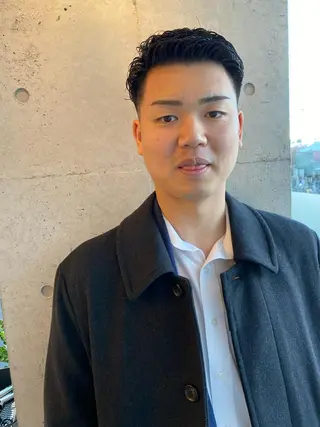 メンズ YinYang所属・川﨑 章弘のヘアスタイル