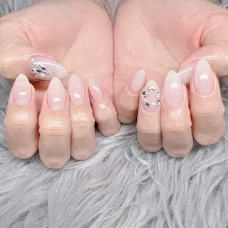 ネイル 個室ネイルサロンDolly  Girl〜ドーリーガール〜所属・DollyGirl KYOKOのネイルデザイン