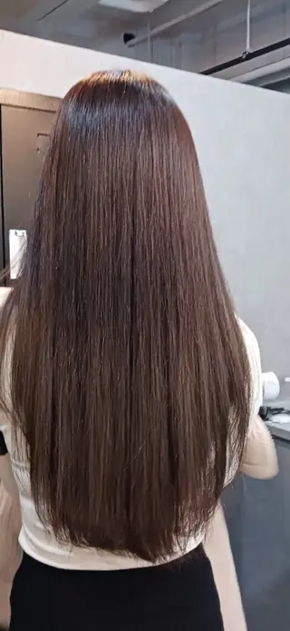 ロング ネオヘアー緑地公園所属・まつい ななえのヘアスタイル