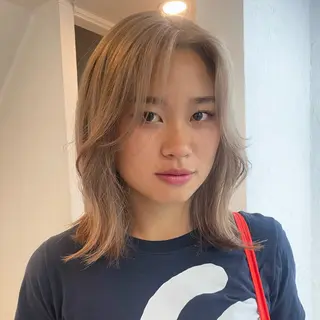 セミロング カラー 🪅ブリーチカラー 🪅琉羽Ruuのヘアスタイル