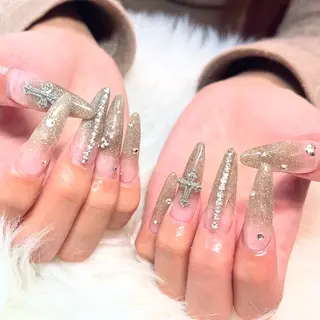 ネイル Versailles 🌹nazuha錦のネイルデザイン