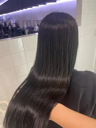 ロング カラー ハイトーンカラー 🦄レイヤーカットのヘアスタイル