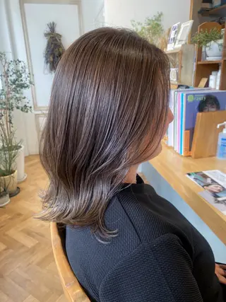 ミディアム merc.🪸🫧 土居春菜のヘアスタイル