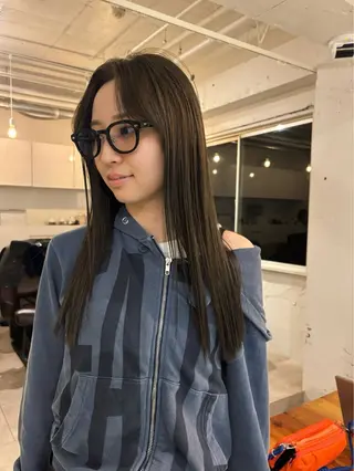 ロング 🍑透明感hair ・NENE🍑のヘアスタイル