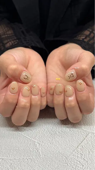 ネイル nail_era_ ainaのネイルデザイン